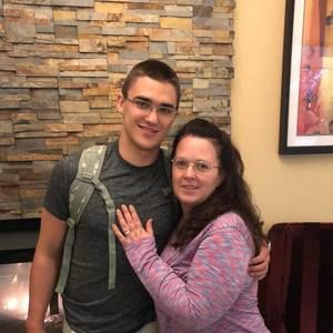 Meet your Posher, Alisha